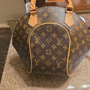 Louis Vuitton Brown Monogram Handbag